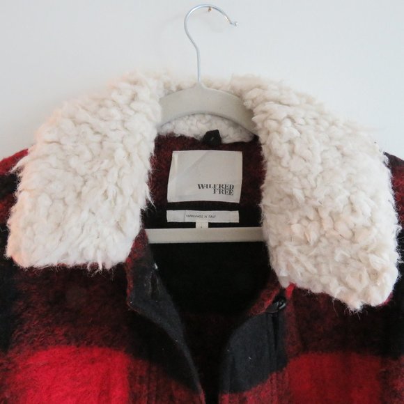 Aritzia Red and Black Plaid Jacket - Picture 4 of 15